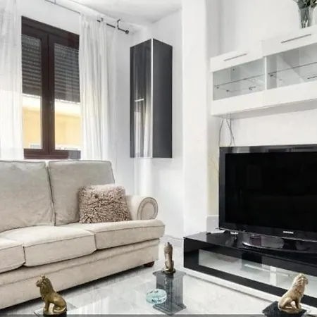 Great Downtown Apartment